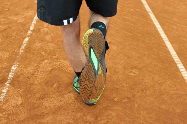 Tenisové boty Wilson Amplifeel 2.0 Clay mají podrážku se vzorkem rybí kosti